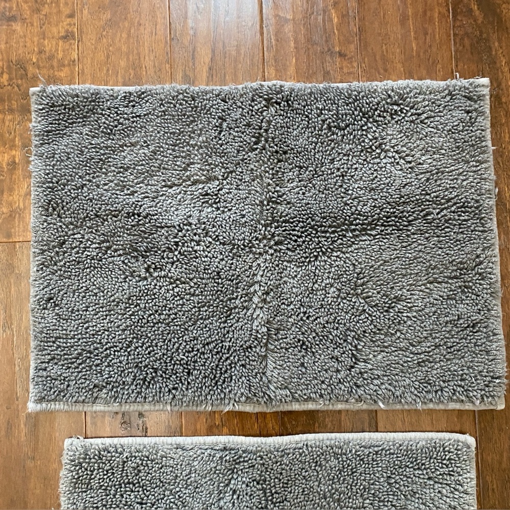 2 pc Gray Bathroom Rug / Mat Set - Picture 2 of 9